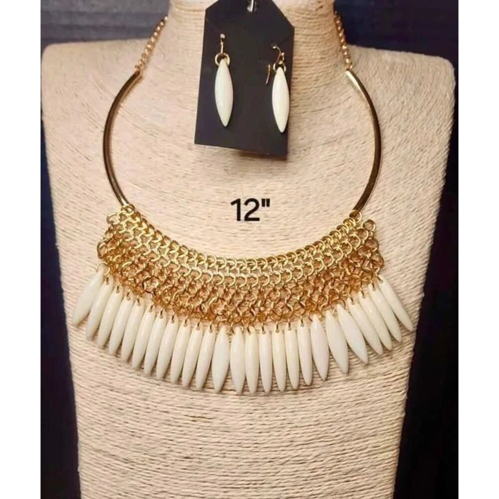 116. Gold-Tone Chain and White Teardrop Bib Statement Set